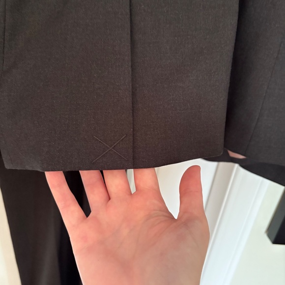 RW&Co grey suit set - Picture 8 of 8